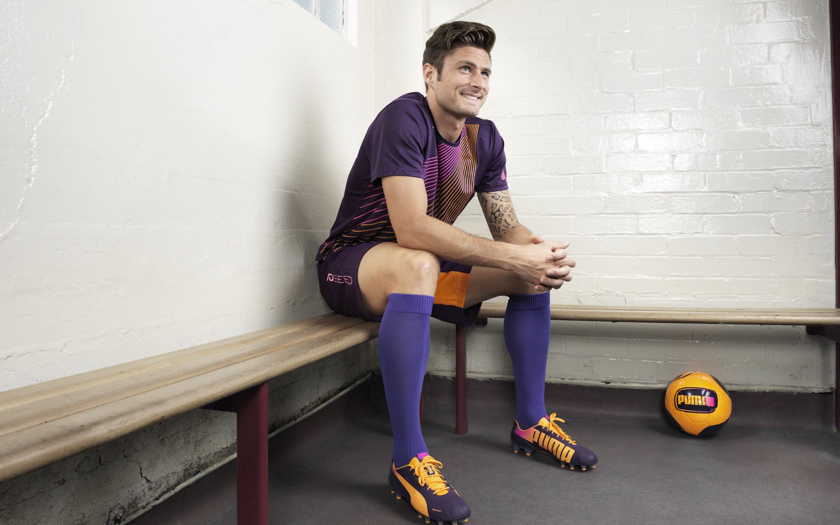女子青训海外引援的适配与文化培训经验